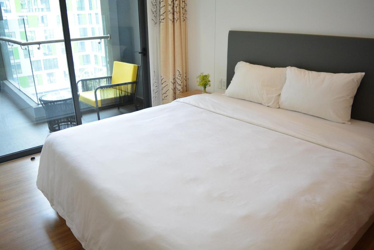 Republic Saigon Airport Suites